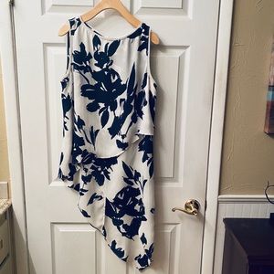 WHBM long symmetrical top